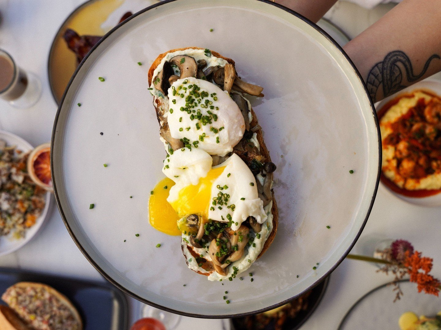 Weekends are for brunch, bottomless mimosas, and good vibes. 🥂🍳 Join us Saturdays and Sundays from 10 AM - 2 PM! Enjoy our new brunch menu and don't forget about the $25 bottomless mimosas. 😉 Reservations via the link in bio! #bastasd #brunch #san